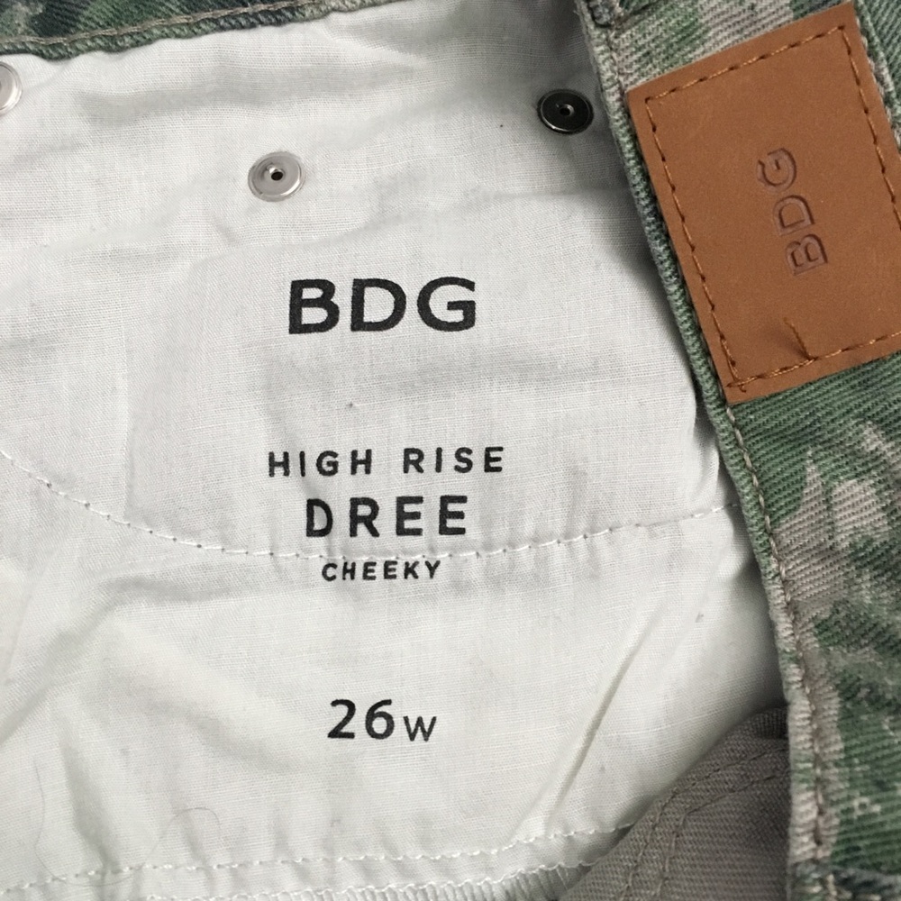 BDG High Rise Shorts - Picture 5 of 5